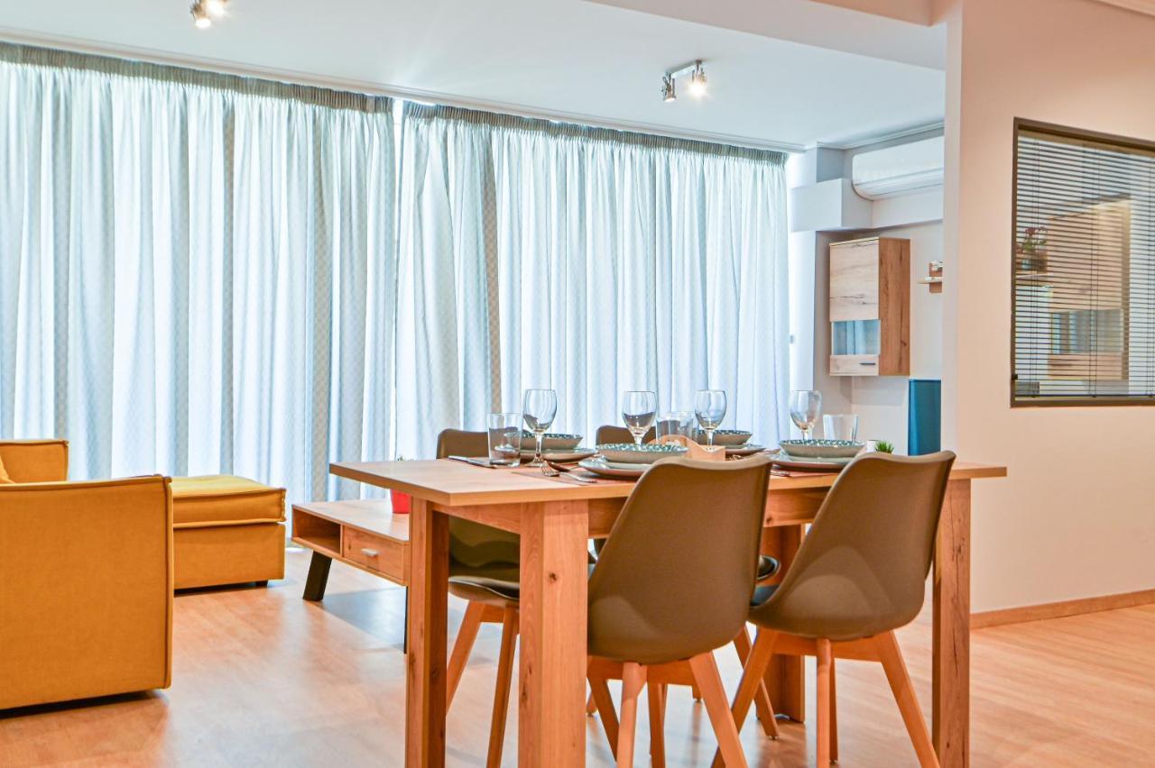 Cozy Apartment Located On The Piraeus Port Area Pireu Exterior foto