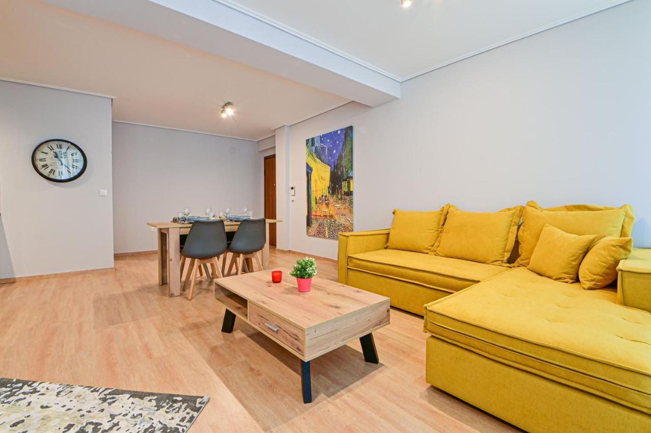 Cozy Apartment Located On The Piraeus Port Area Pireu Exterior foto